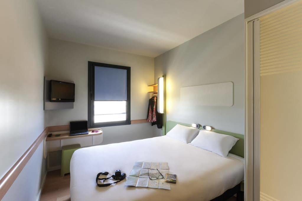Ibis Budget Bordeaux Centre Bastide Kültér fotó